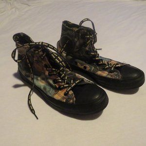 Converse Batman Hi Tops All Star Size 5 (M)  7 (w)